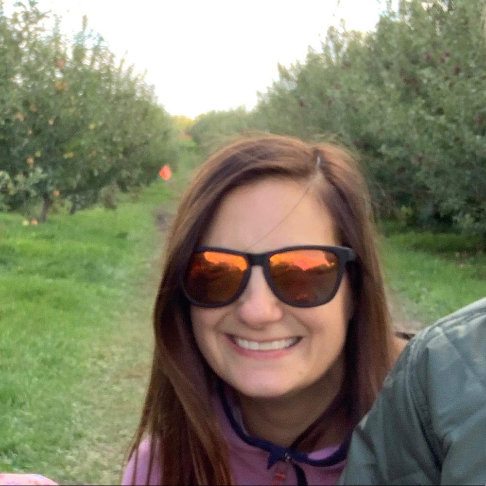 Meet your Posher, Julie